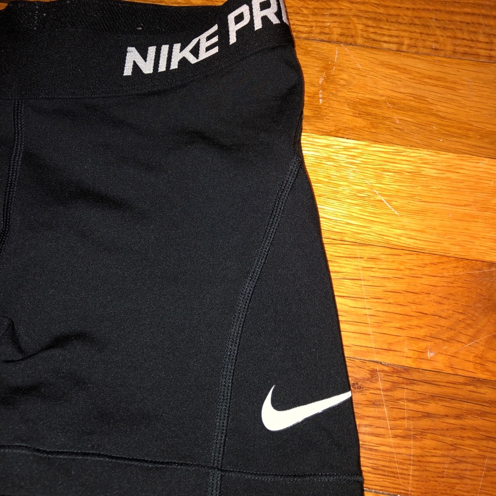 Black nike pro spandex in great condition
